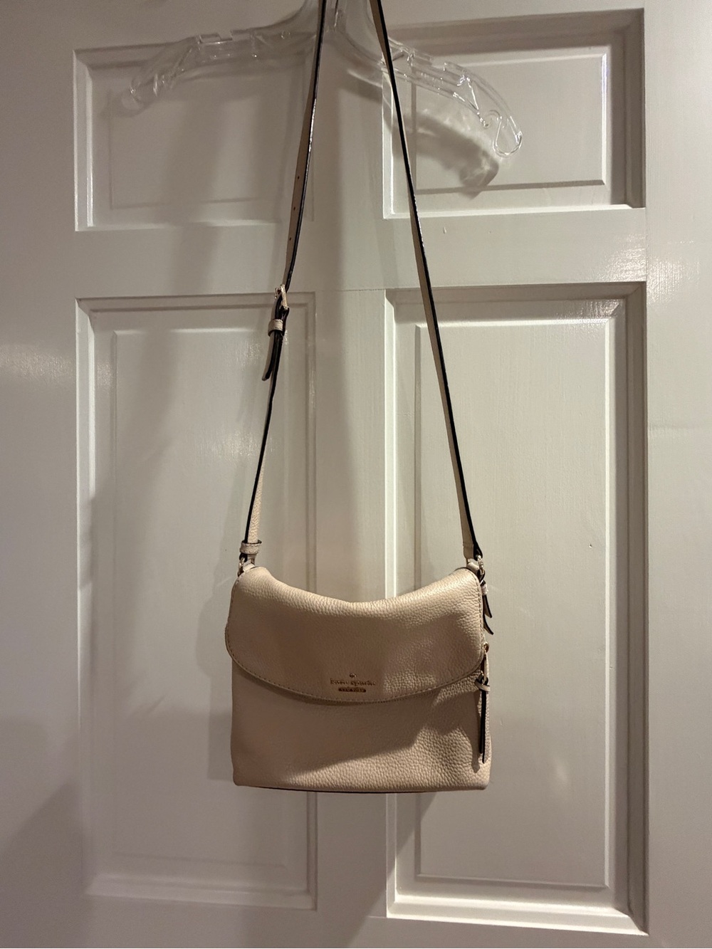 Kate Spade  Pebbled Leather Crossbody in Beige
